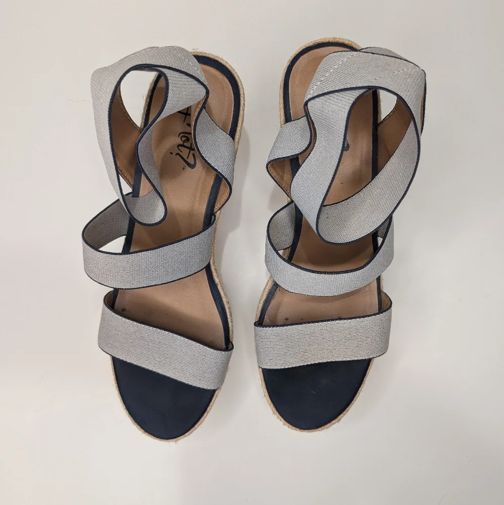 Dexflex Comfort Espadrille Wedge Sandals Size 10 Gray Navy